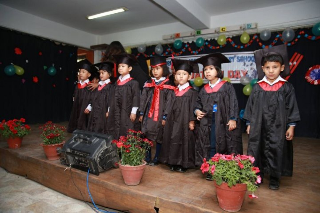 KG Graduation 2074 Photo